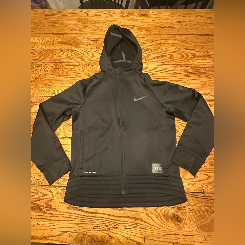 Nike Elite therma fit jacket full zip black youth large